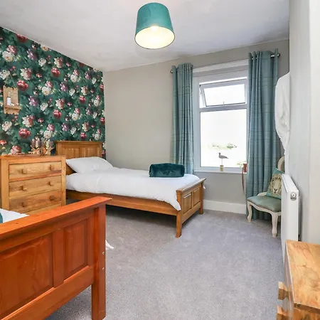 Holiday home Willow *