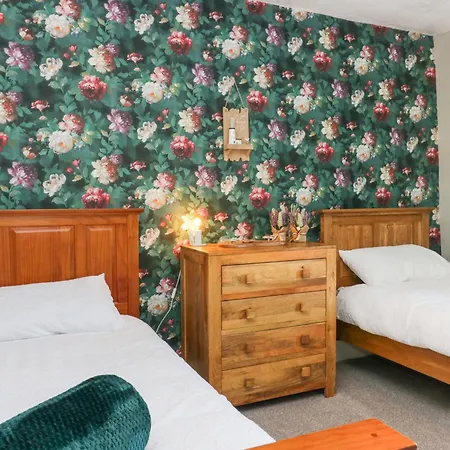 Holiday home Willow *